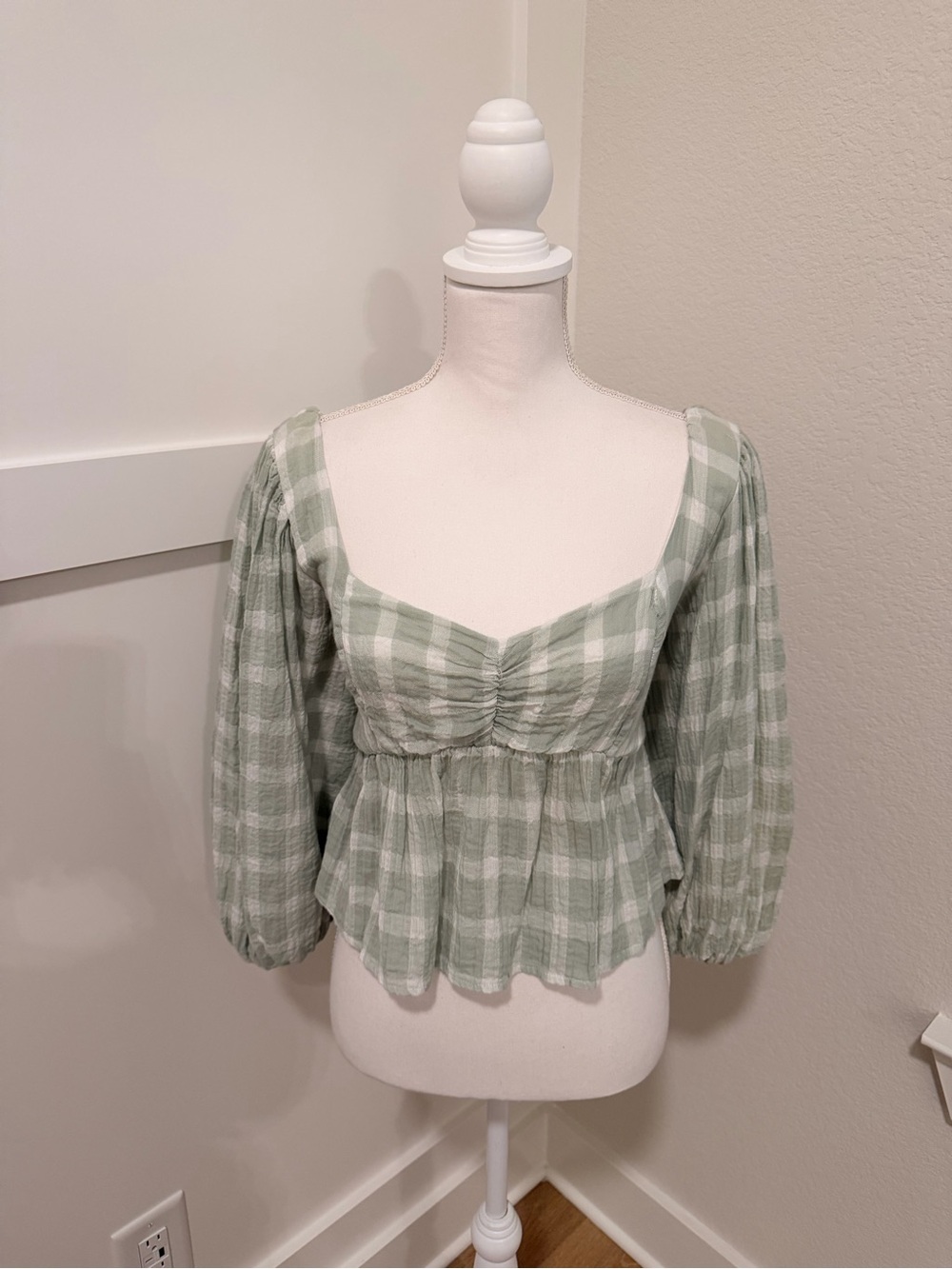 Show Me Your MUMU Women's Sage Green Plaid Peasant Blouse